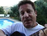 HERMAN JOSÉ na versão unplugged de ADEUS VOU ALI JÁ VENHO