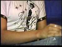 O pai descobre que filha foi violentada pela internet